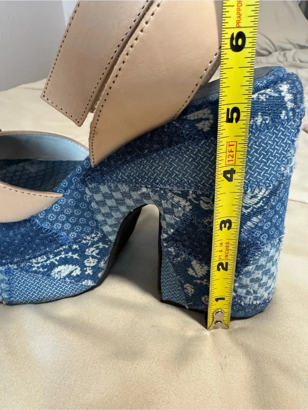 Jeffrey Campbell make statement
