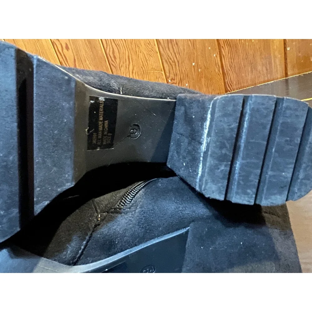 Charlotte Russe step into