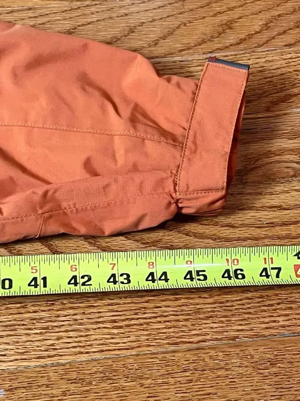 The North Face HyVent Men's Size XL Two-Tone Orange and Brown Waterproof Jacket