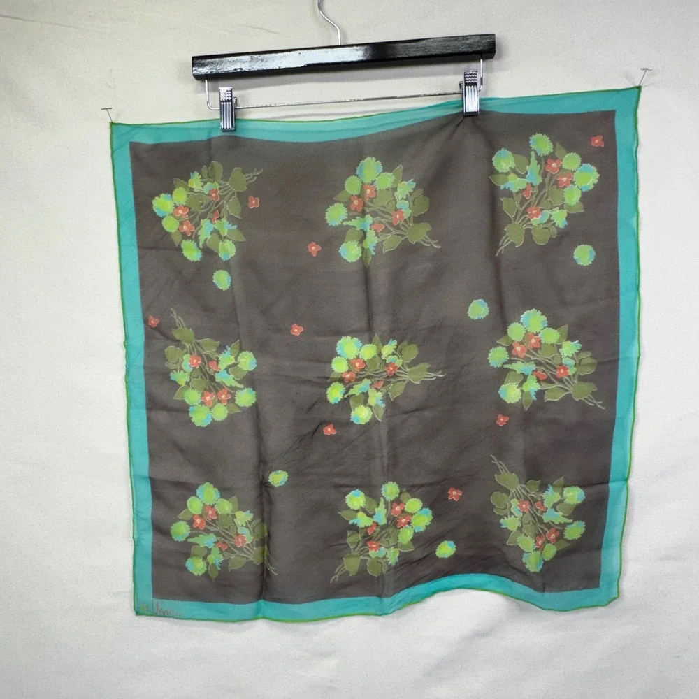 Vera Bradley good flaws