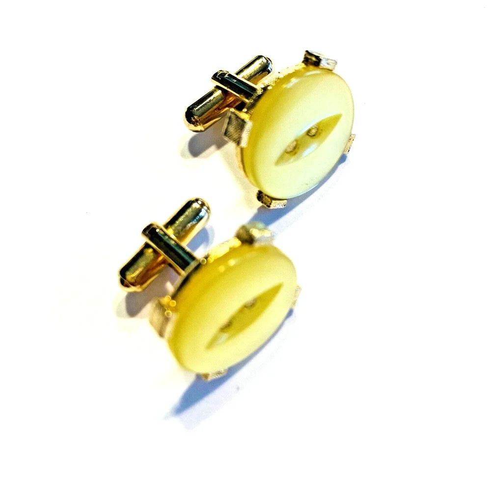 Vintage Mid Century Cufflinks Yellow Moonglow Thermoset Button Fronts Novelty