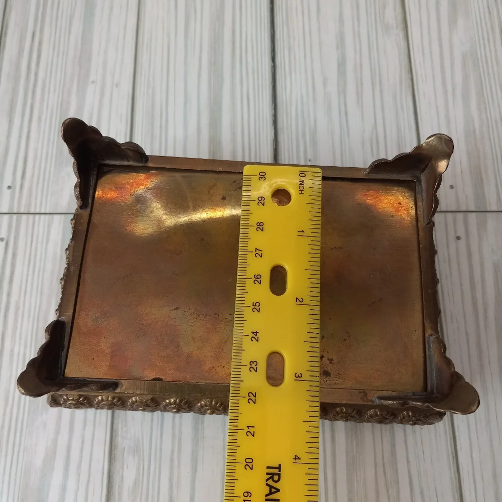 N/A trinket old footed