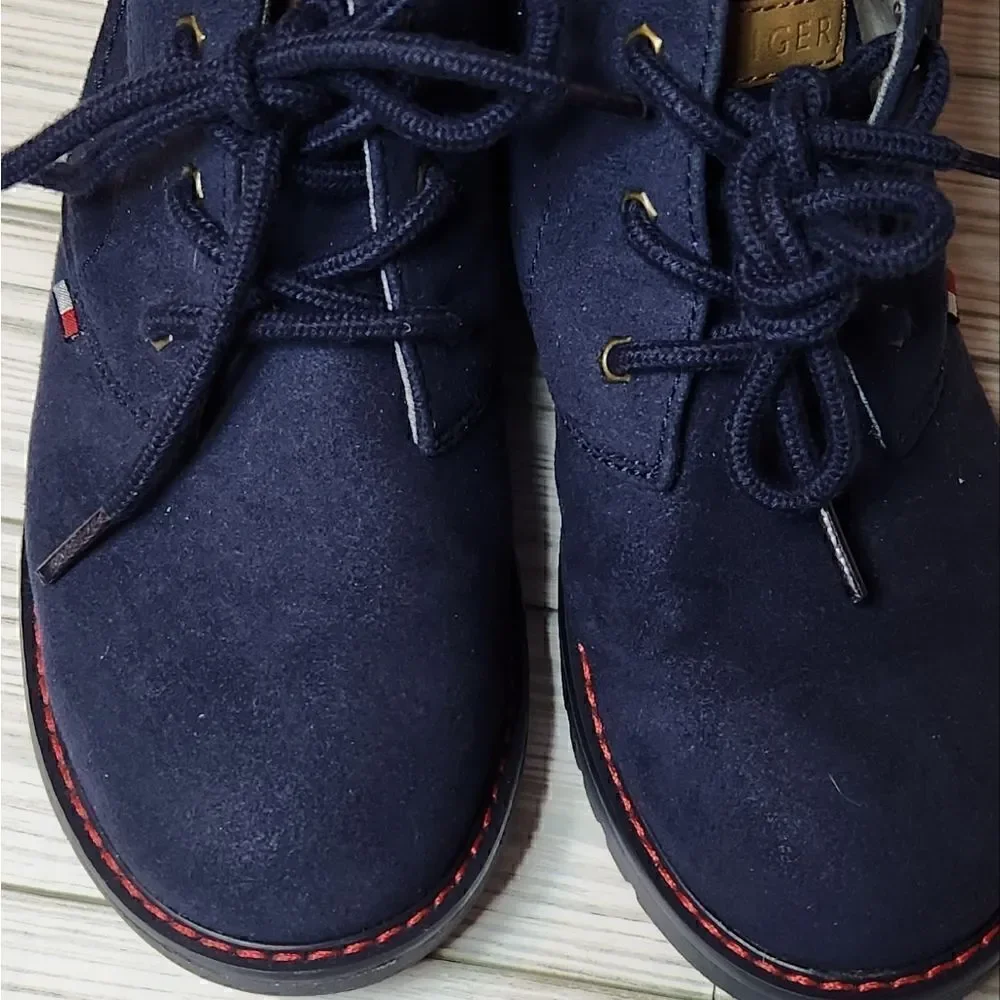 Tommy Hilfiger shoes are