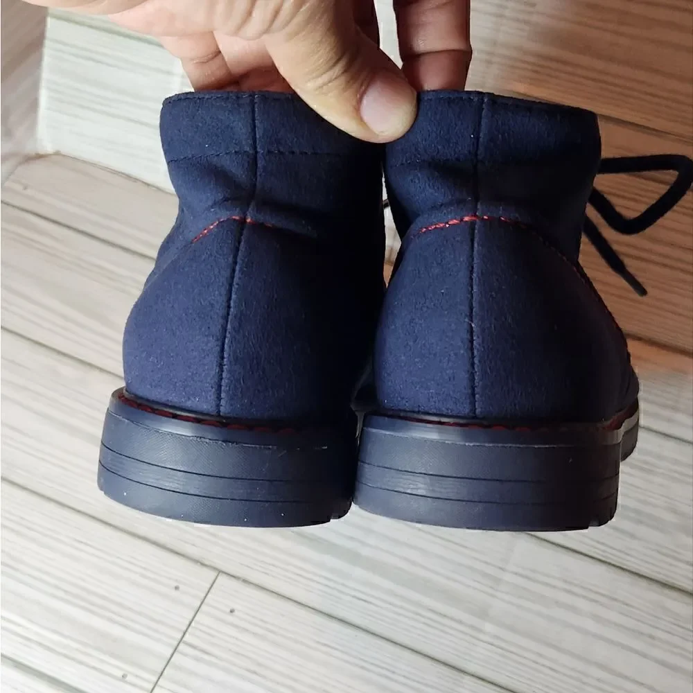 Tommy Hilfiger shoes are