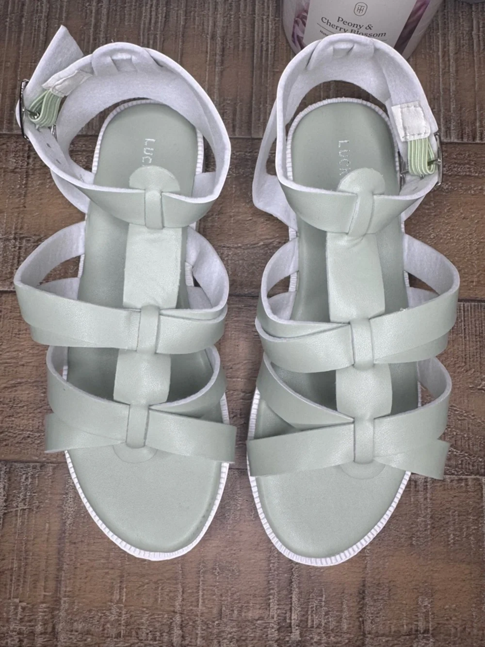 Lucky Brand pale mint