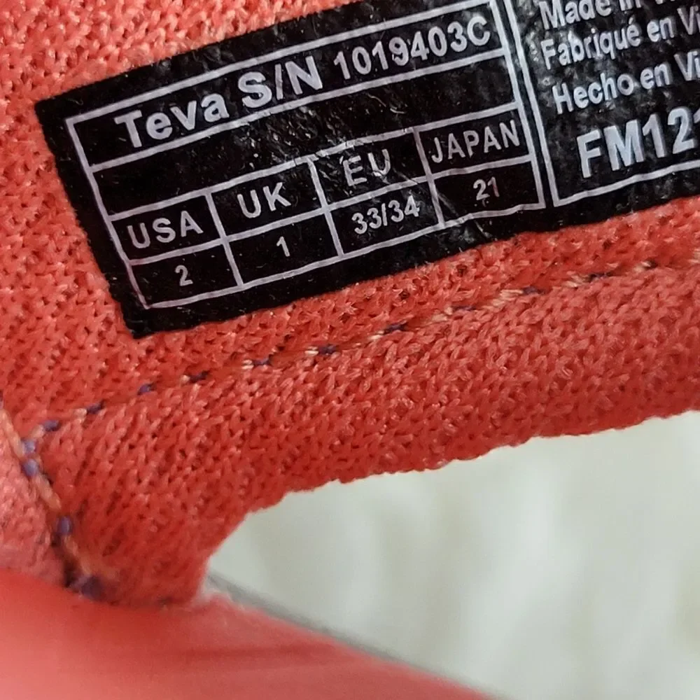 Teva toe without