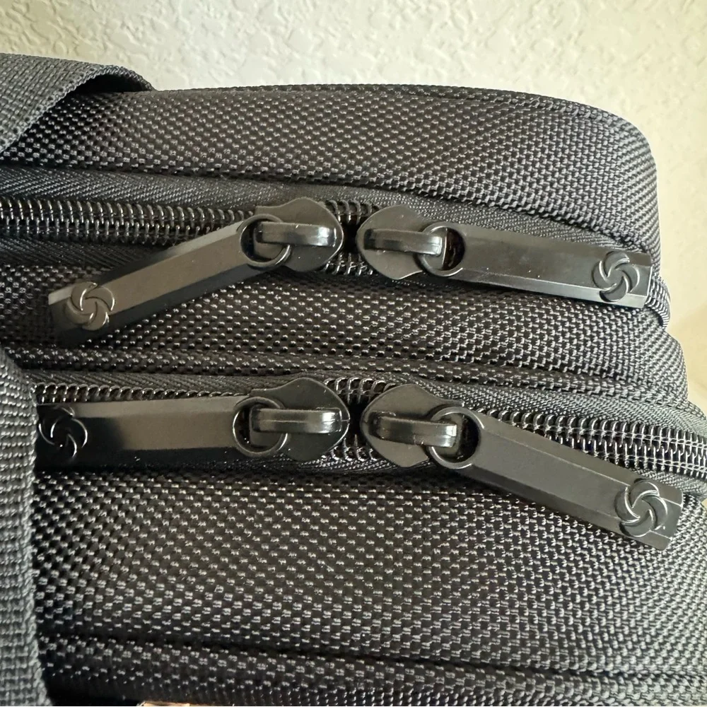 Samsonite laptop briefcase