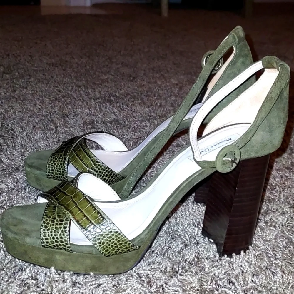 MASSIMO DUTTI NWT OLIVE LEATHER STRAPPY PLATFORMS PUMPS