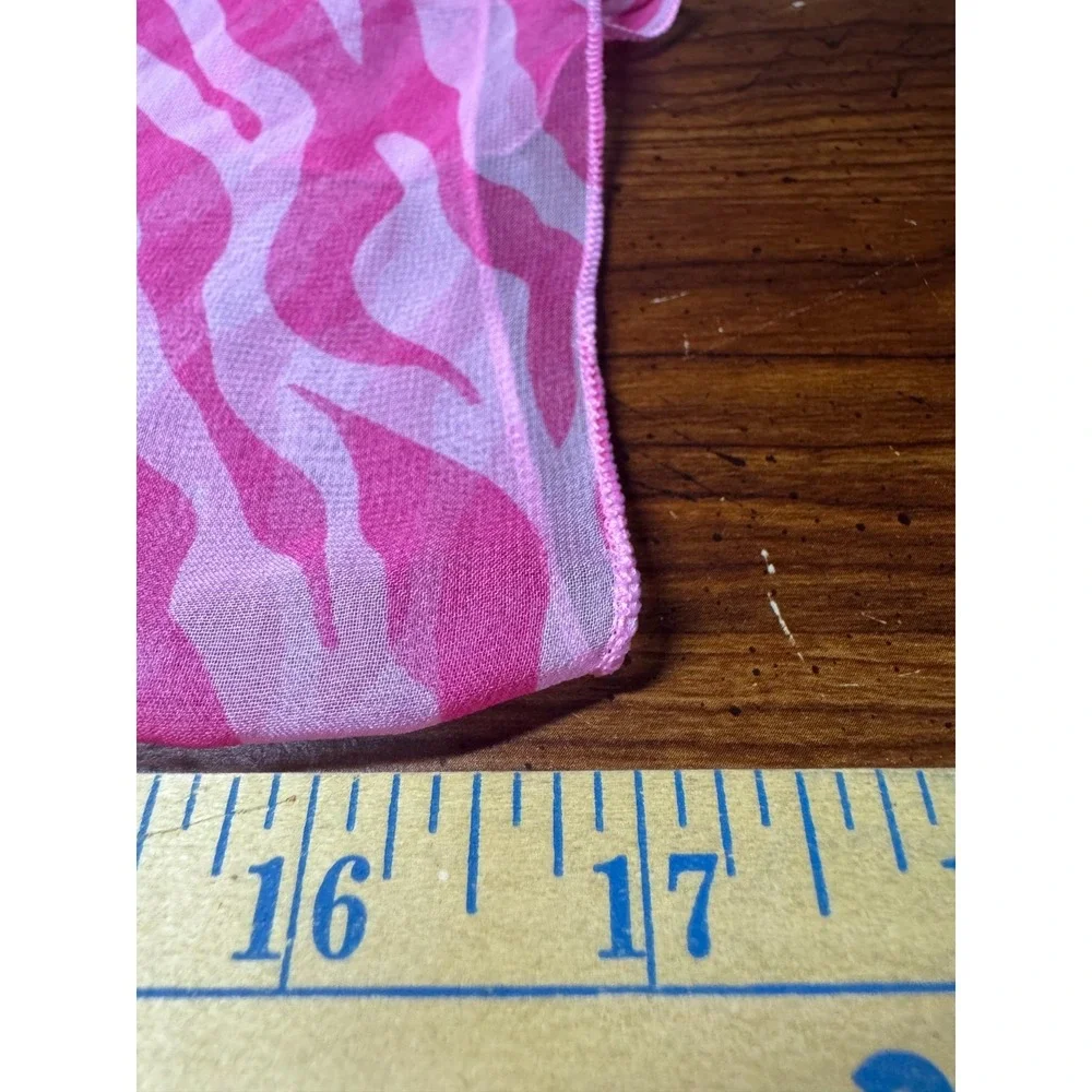 The Unbranded Brand pink zebra