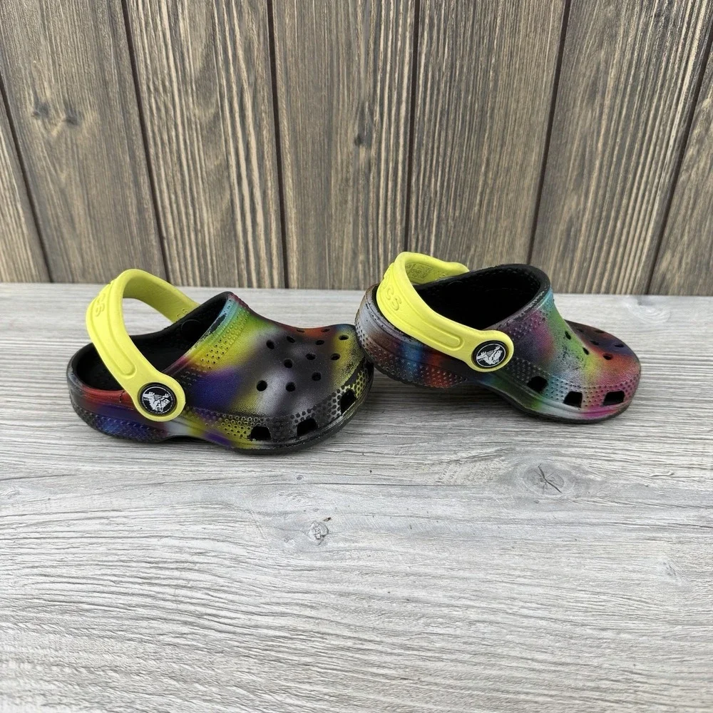 CROCS classic solarized