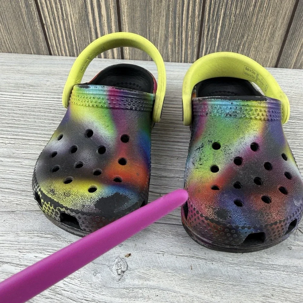 CROCS classic solarized
