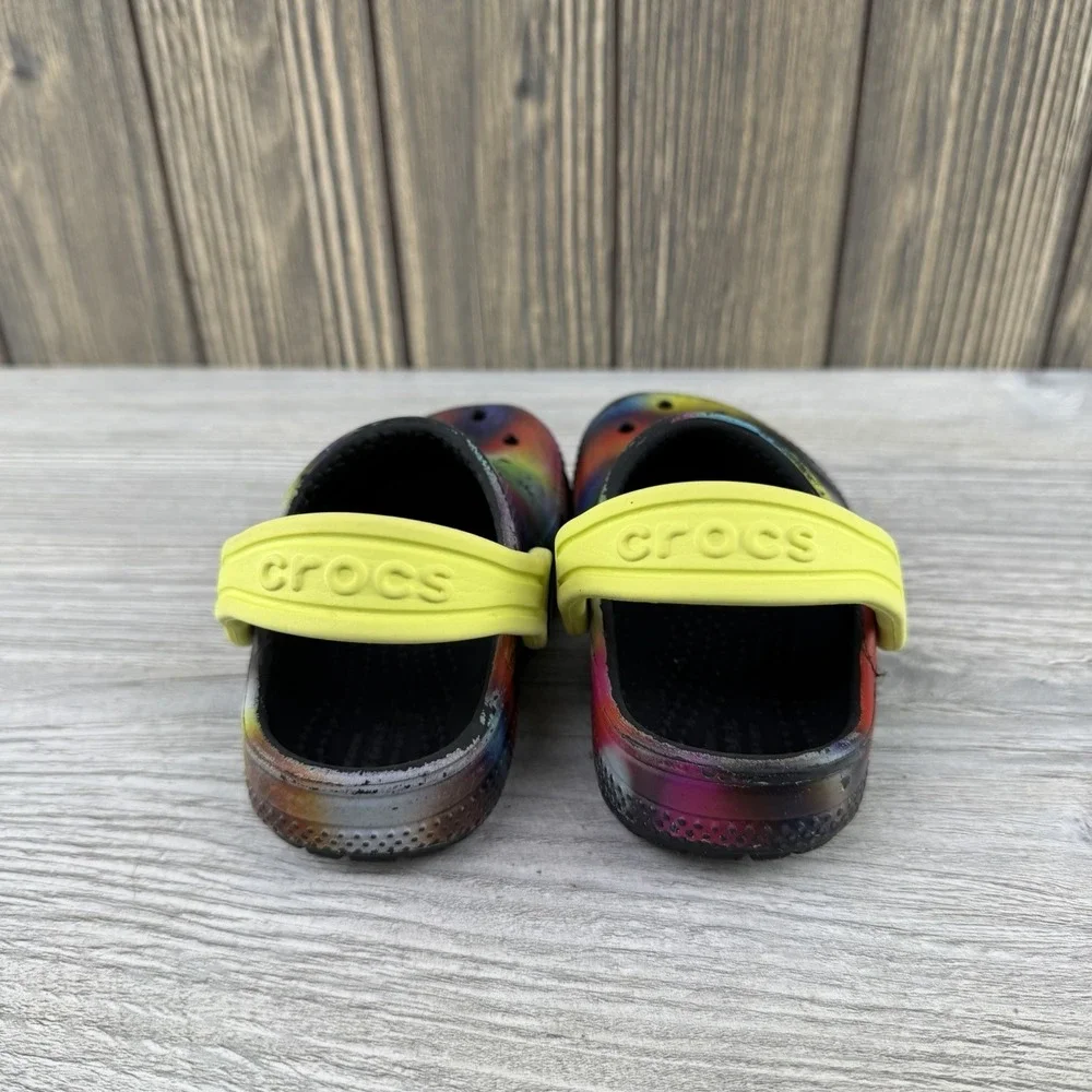 CROCS classic solarized