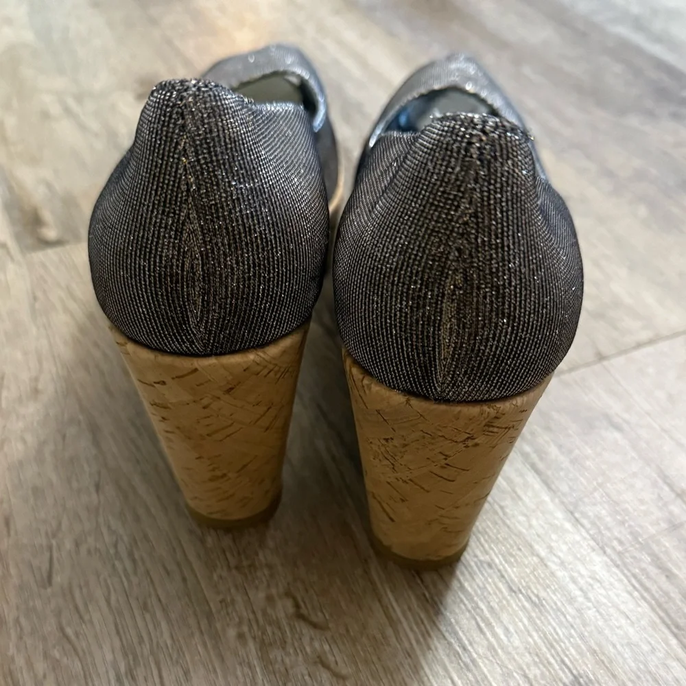 Stuart Weitzman excellent nearly