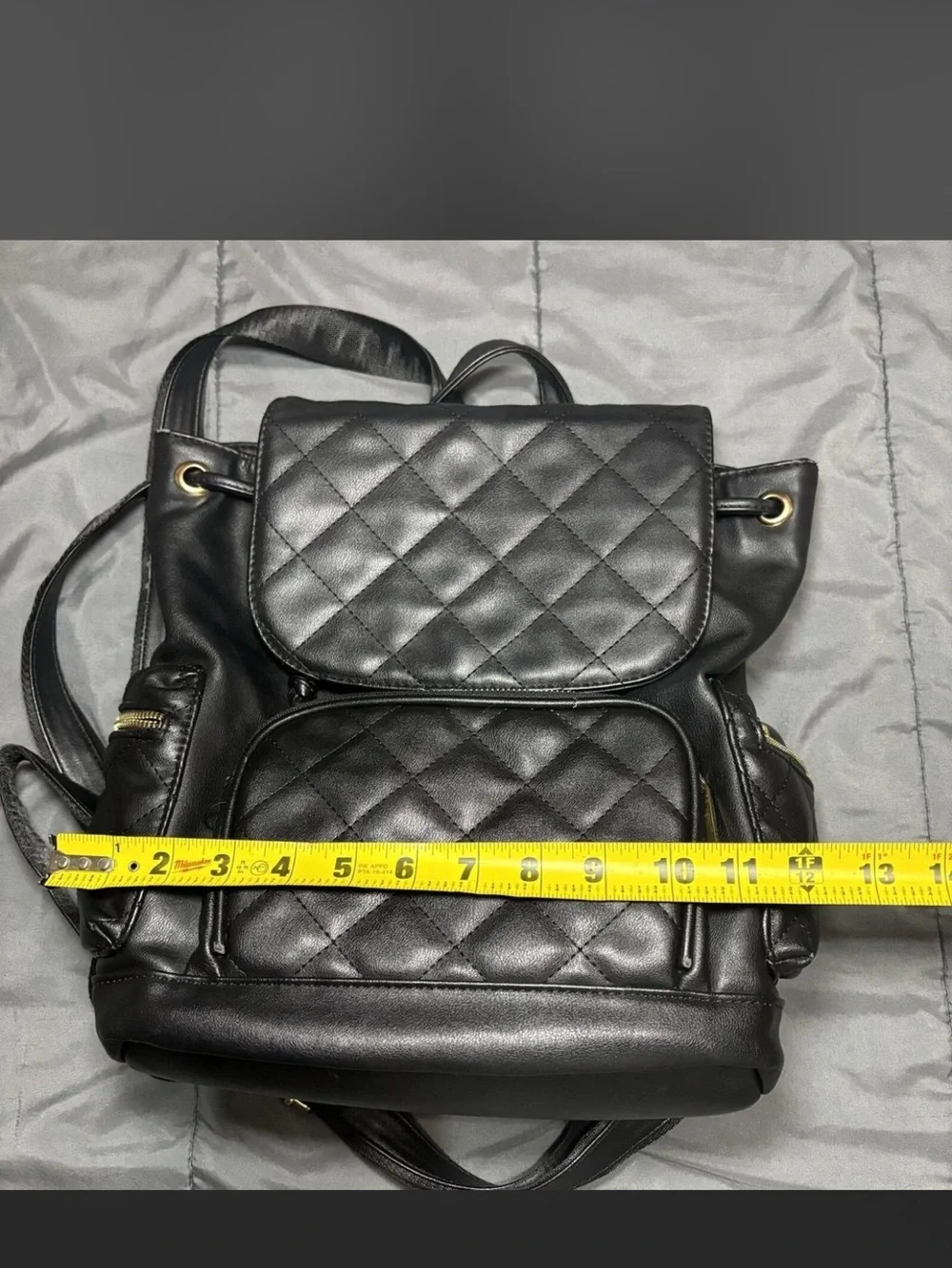 Quilted Drawstring Backpack - Black Leather-Effect