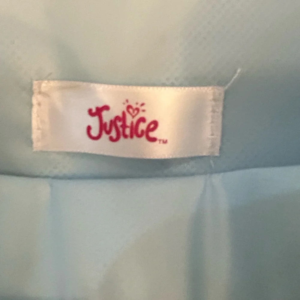Justice accent or