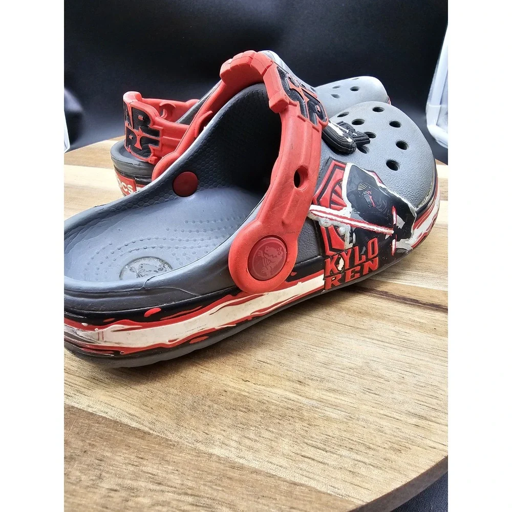 Crocs Star Wars Kylo Ren Villain Kids Size C10/11 Gray Slip On Mule Clog Sandals
