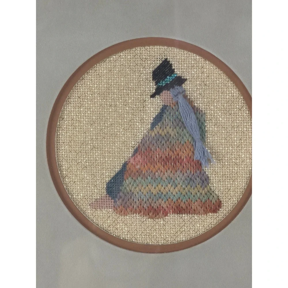 N/A vintage framed