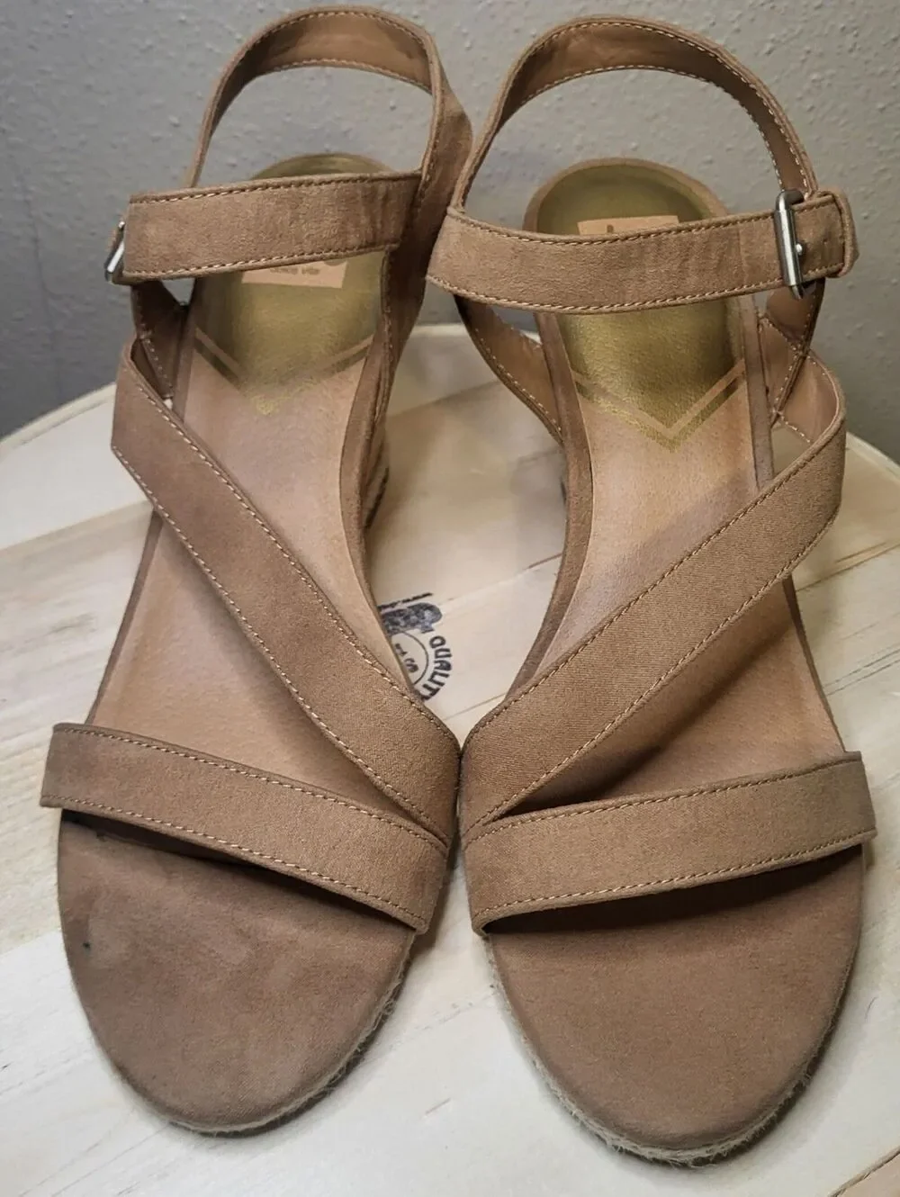 Dolce Vita tan dv8