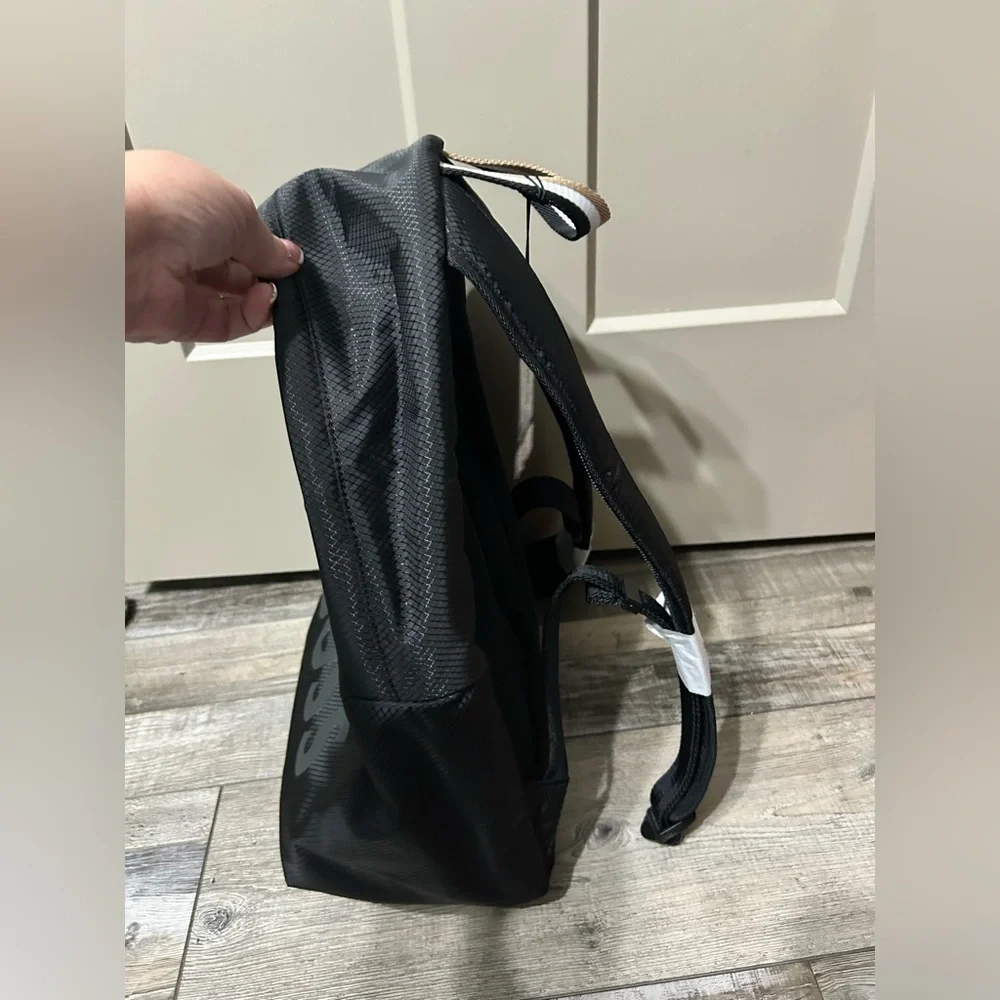 Boss sleek black