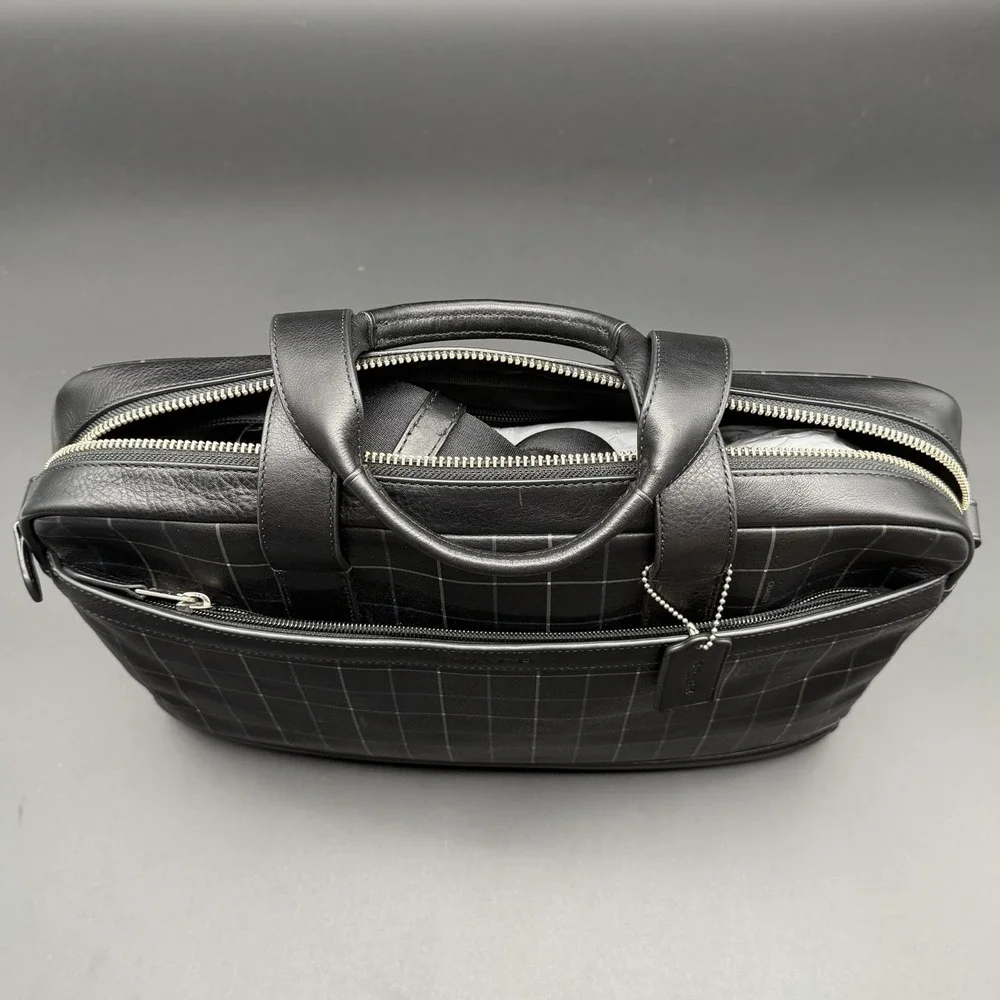 Coach authentic hudson