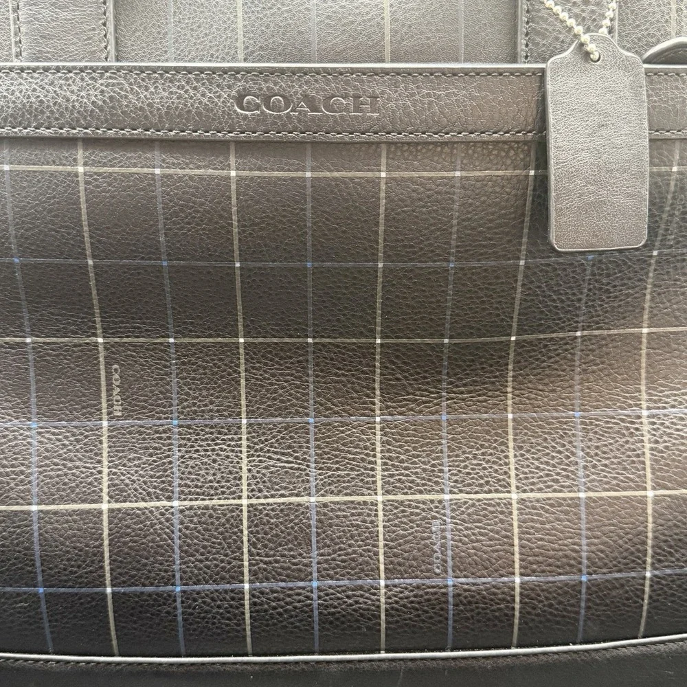 Coach authentic hudson