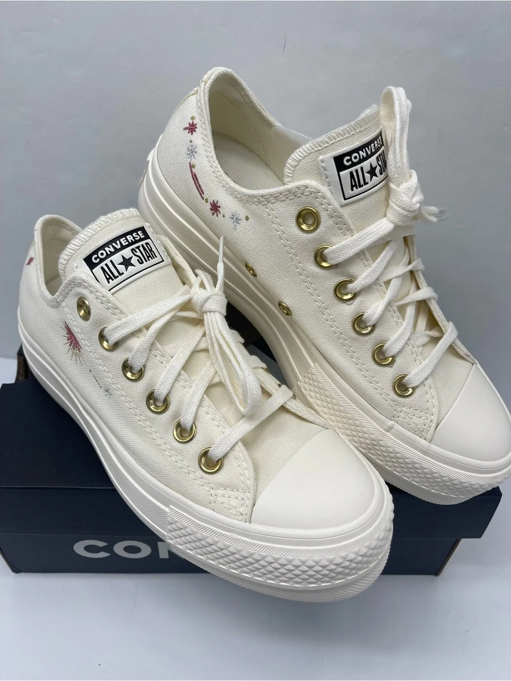 Converse classic low