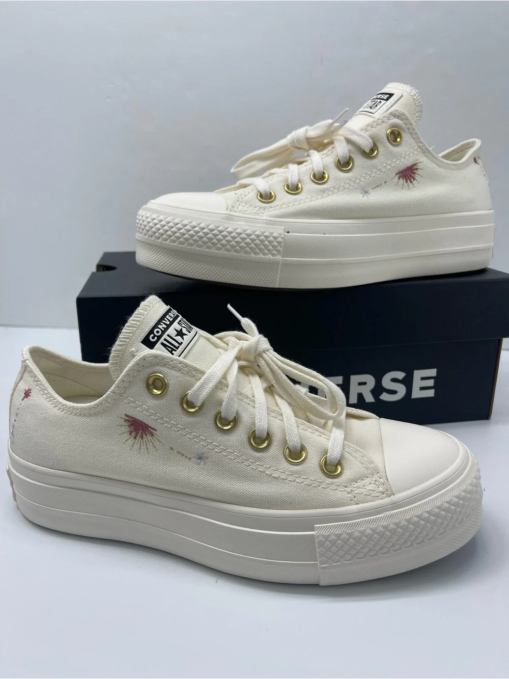 Converse classic low