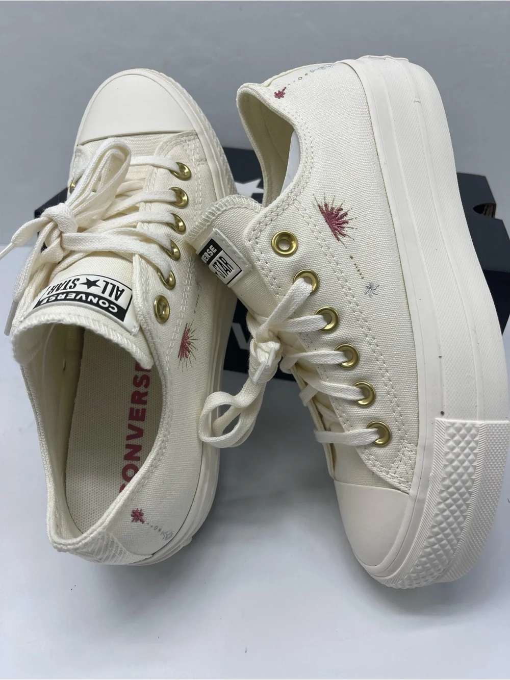 Converse classic low