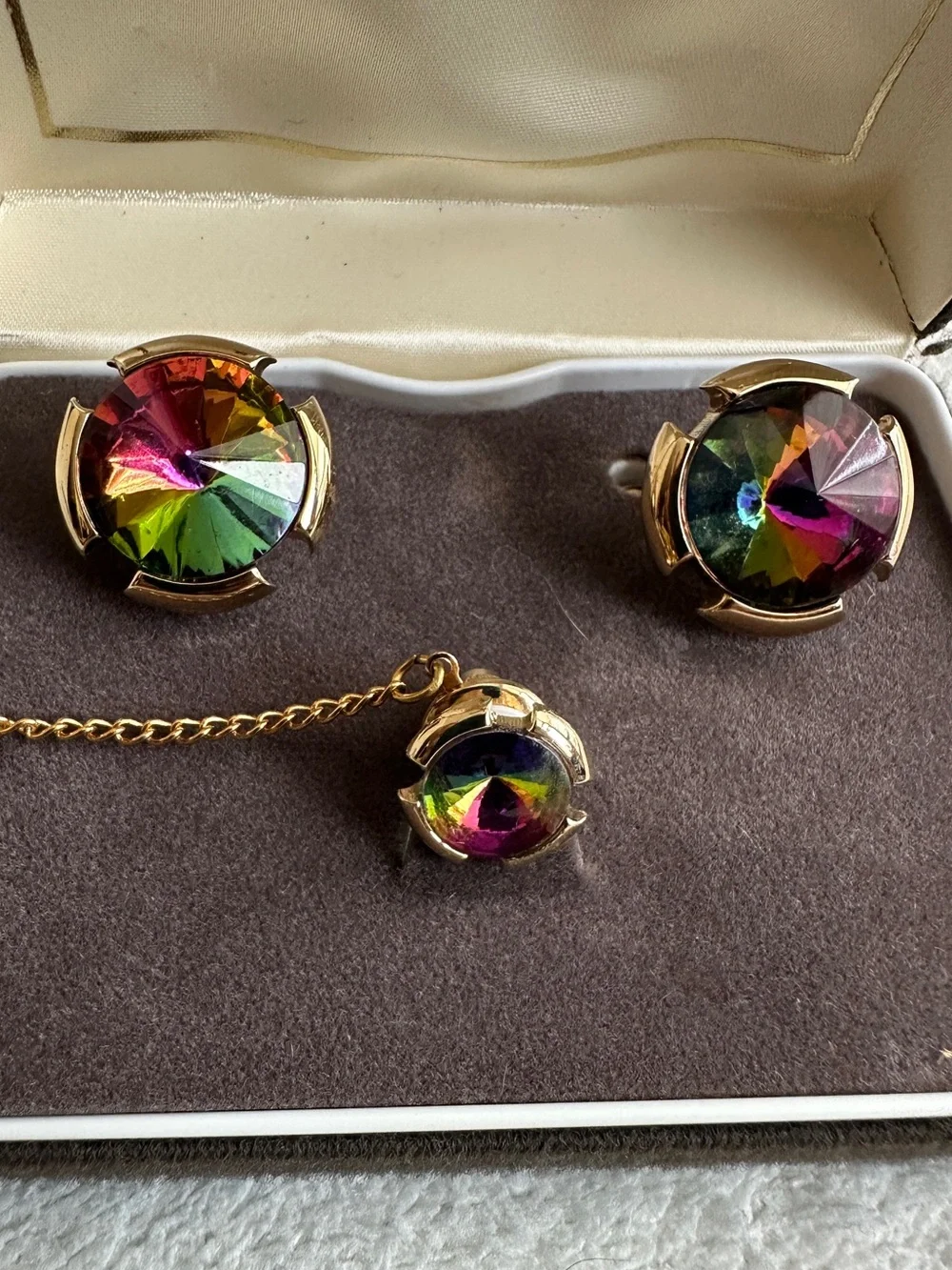 Vintage Swank Gold Tone iridescent watermelon Rivoli crystals Cufflink/TieTack‎
