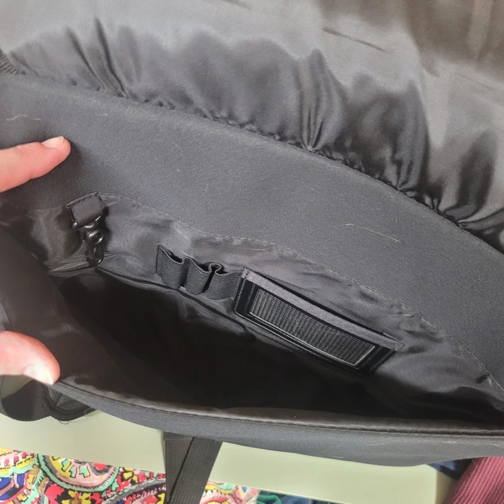 Targus laptop messenger