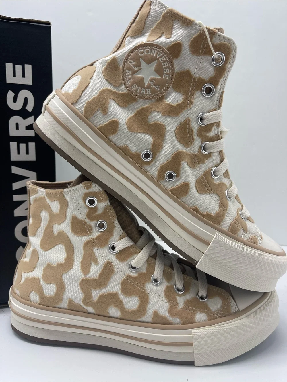 Converse high top