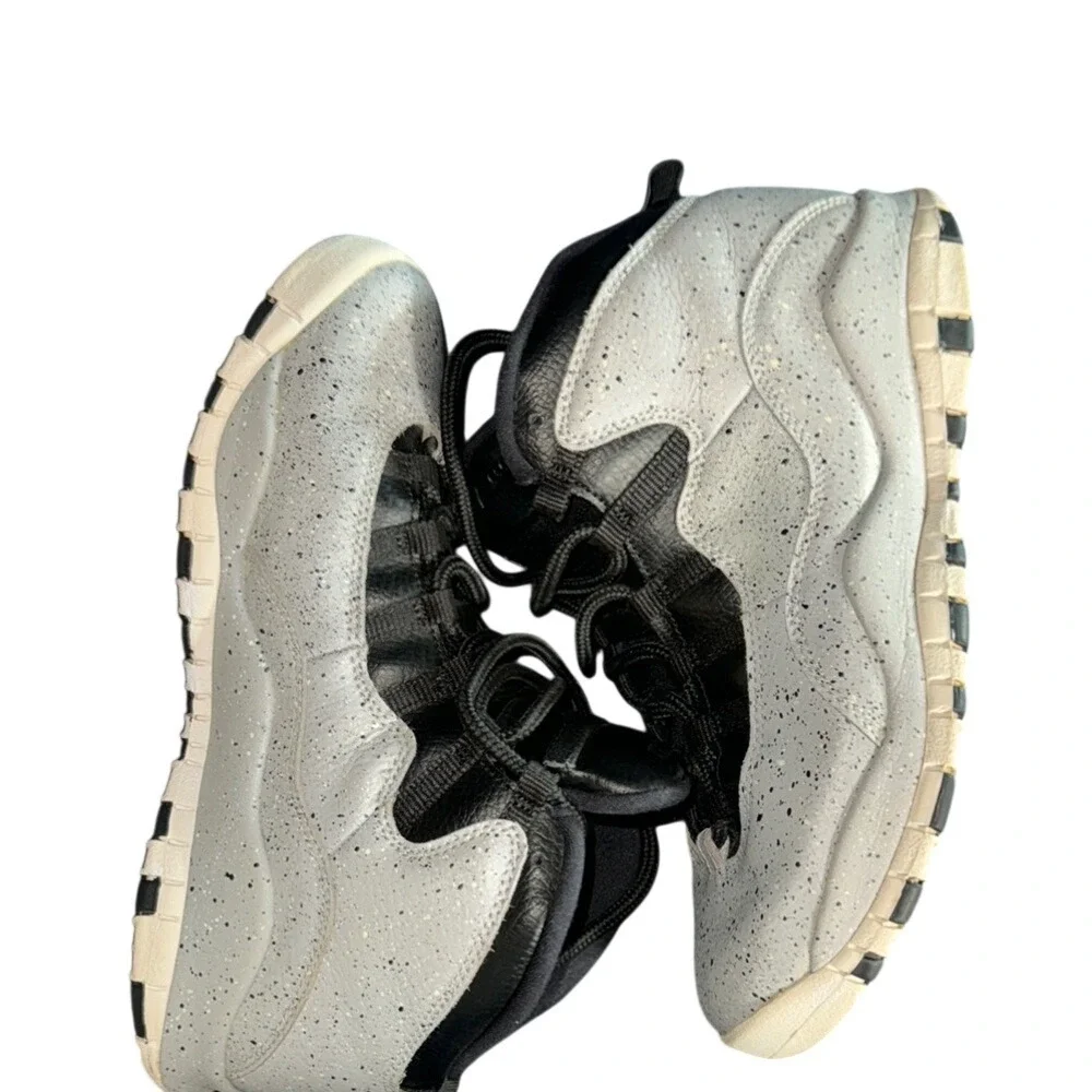 Nike Air Jordan 10 Retro Cement Grey Black White 310806-062 Mens 7Y / Womens 8.5