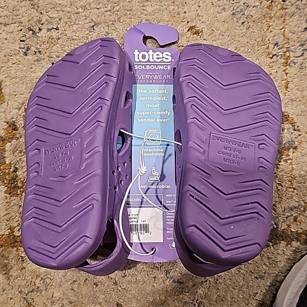 Totes Kids SOLBOUNCE Sandals