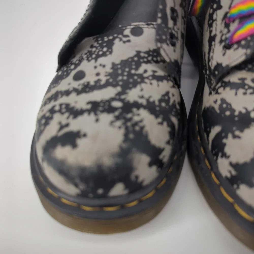 Dr. Martens this item