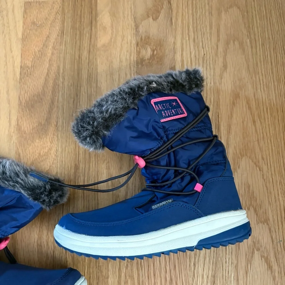 N/A navy blue