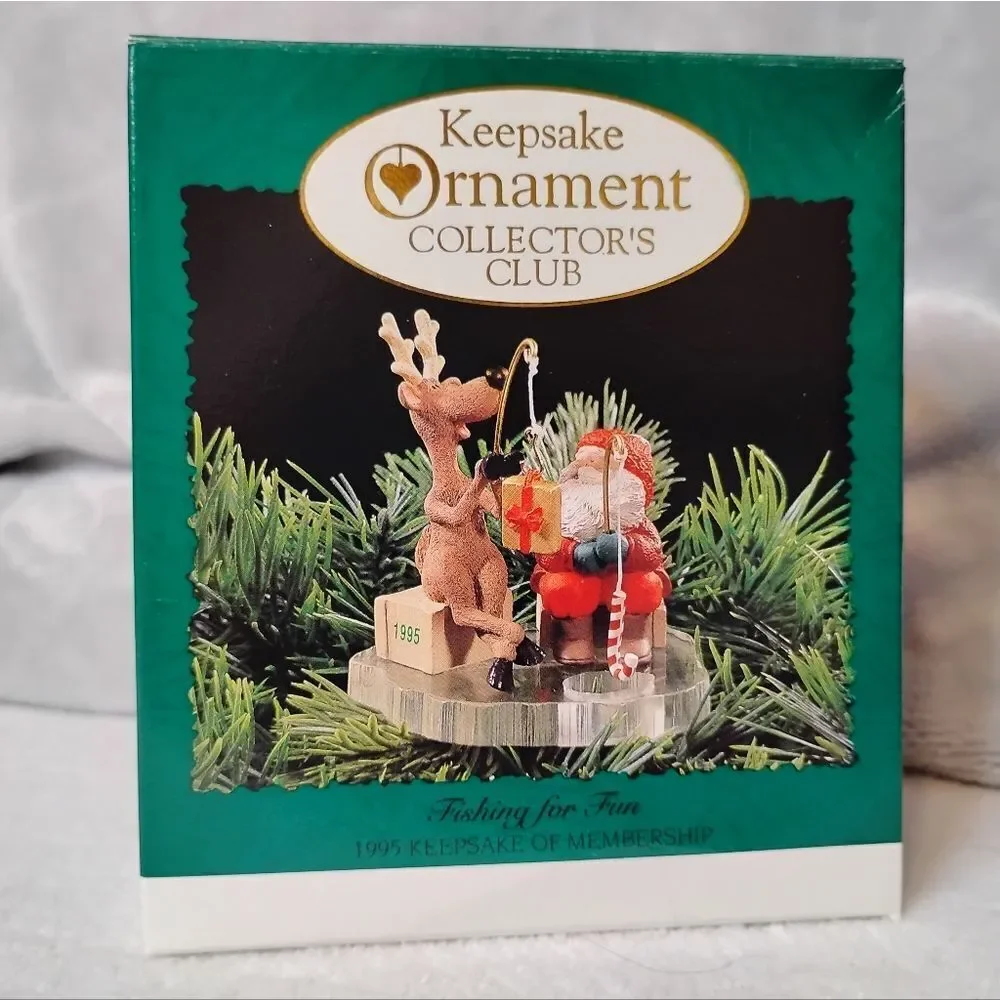 Hallmark Keepsake Collector's Club Ornament 1995