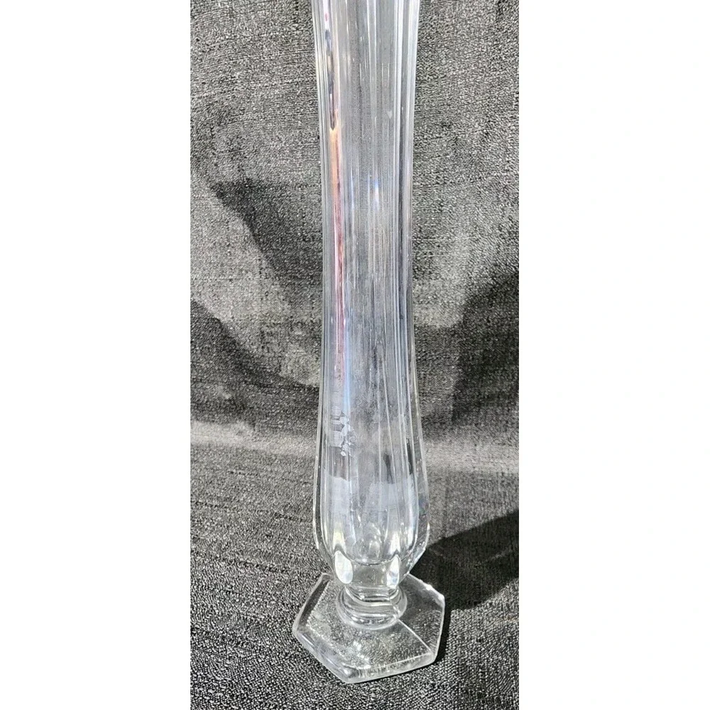 The Unbranded Brand vintage clear