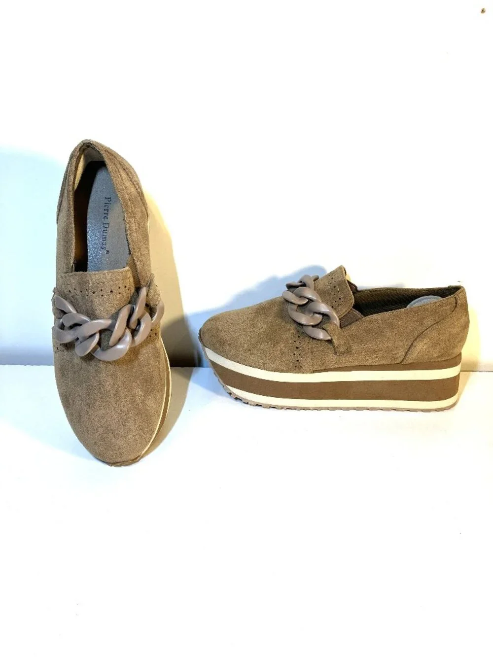PIERRE DUMAS Taupe Suede Platform Slip-on Loafers.  Size 7.  NWoT.