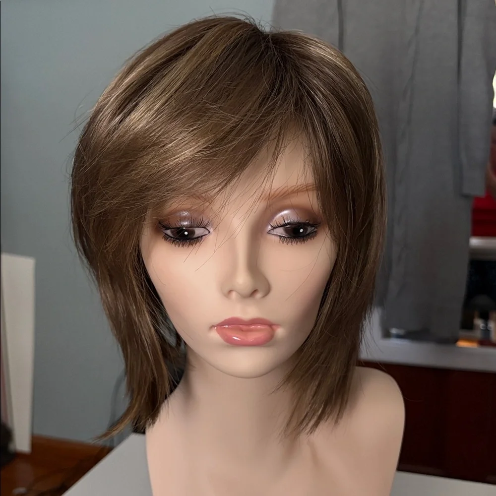 Amore Rene of Paris Codi Petite Synthetic Bob Luxury/Medical Wig