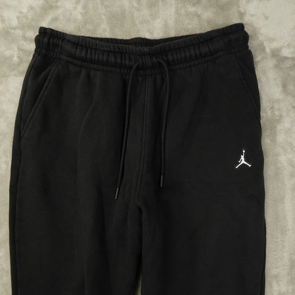 Jordan sweatpants size