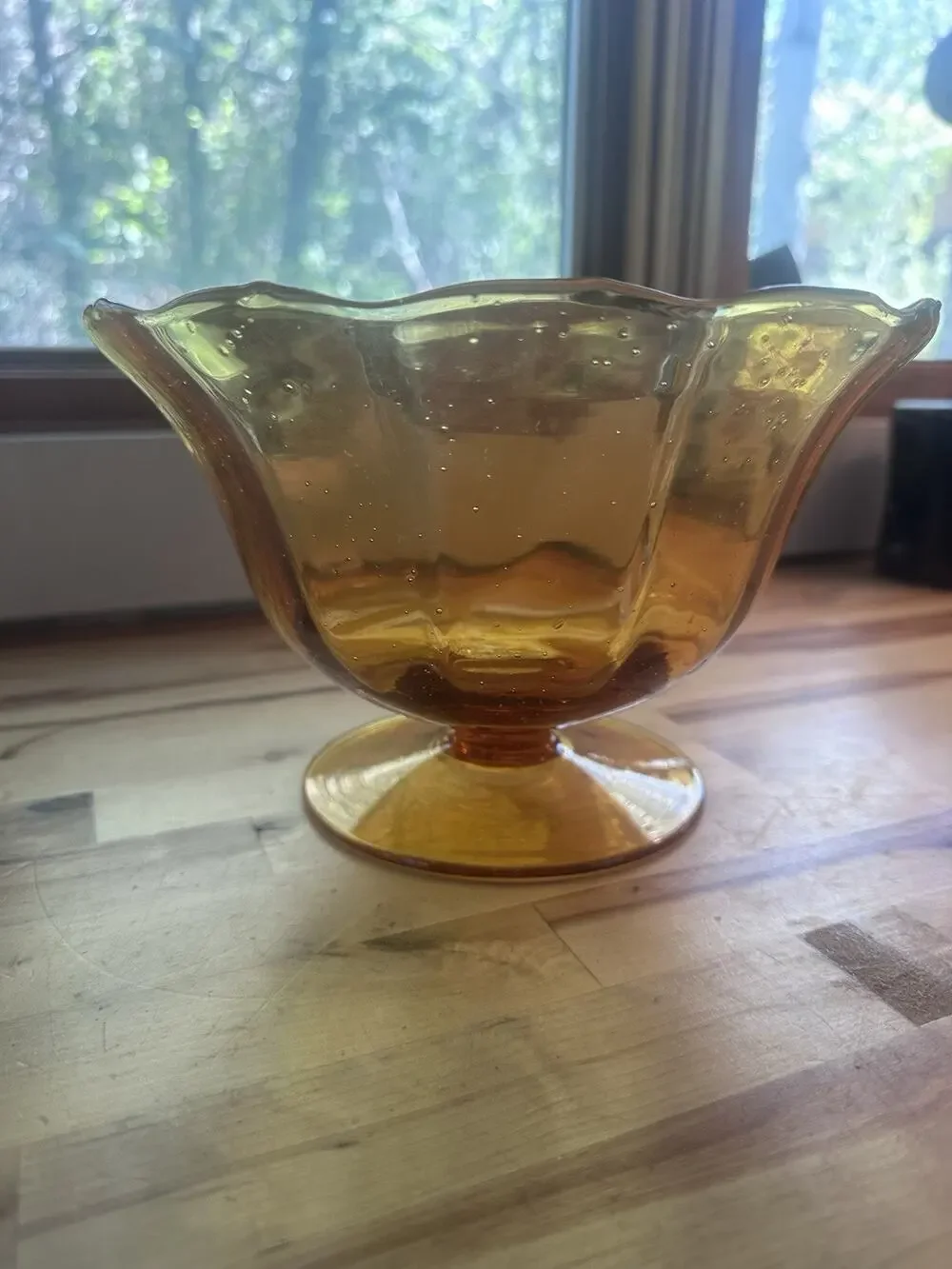 Fenton Colonial Amber Art Glass Thumbprint Swung Handkerchief Pedestal Vase 6