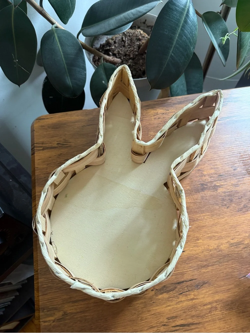 N/A handcrafted woven