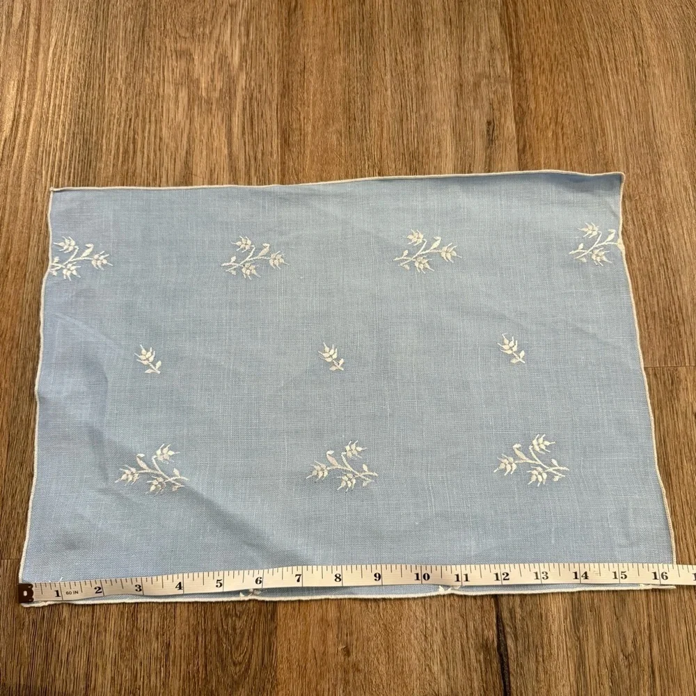 Vintage Table Placemats Blue White Floral Embroidered Cottagecore Classic Lot 4