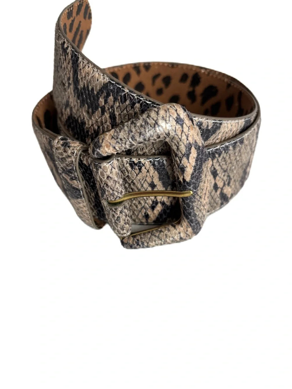 Betsey Johnson covered statement