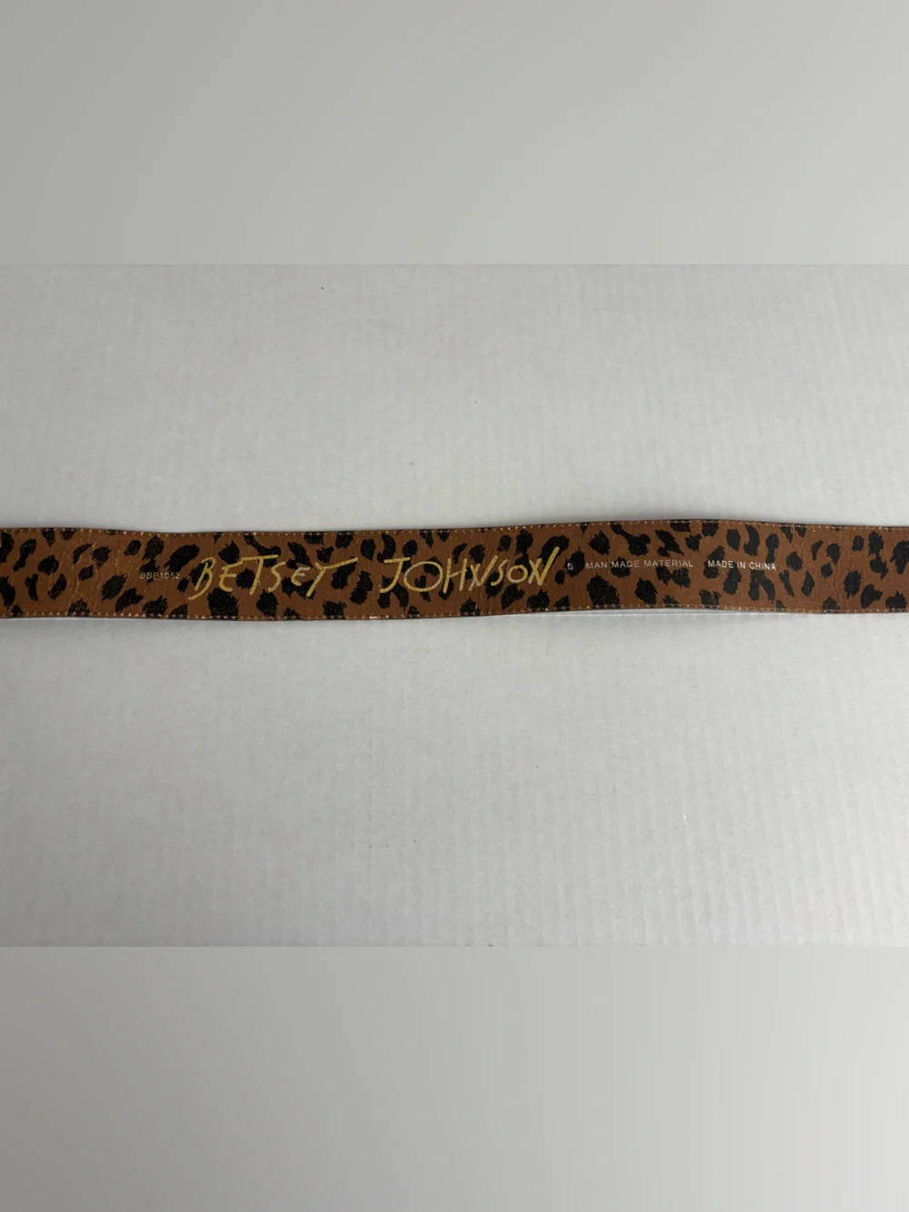 Betsey Johnson see accessory neutral