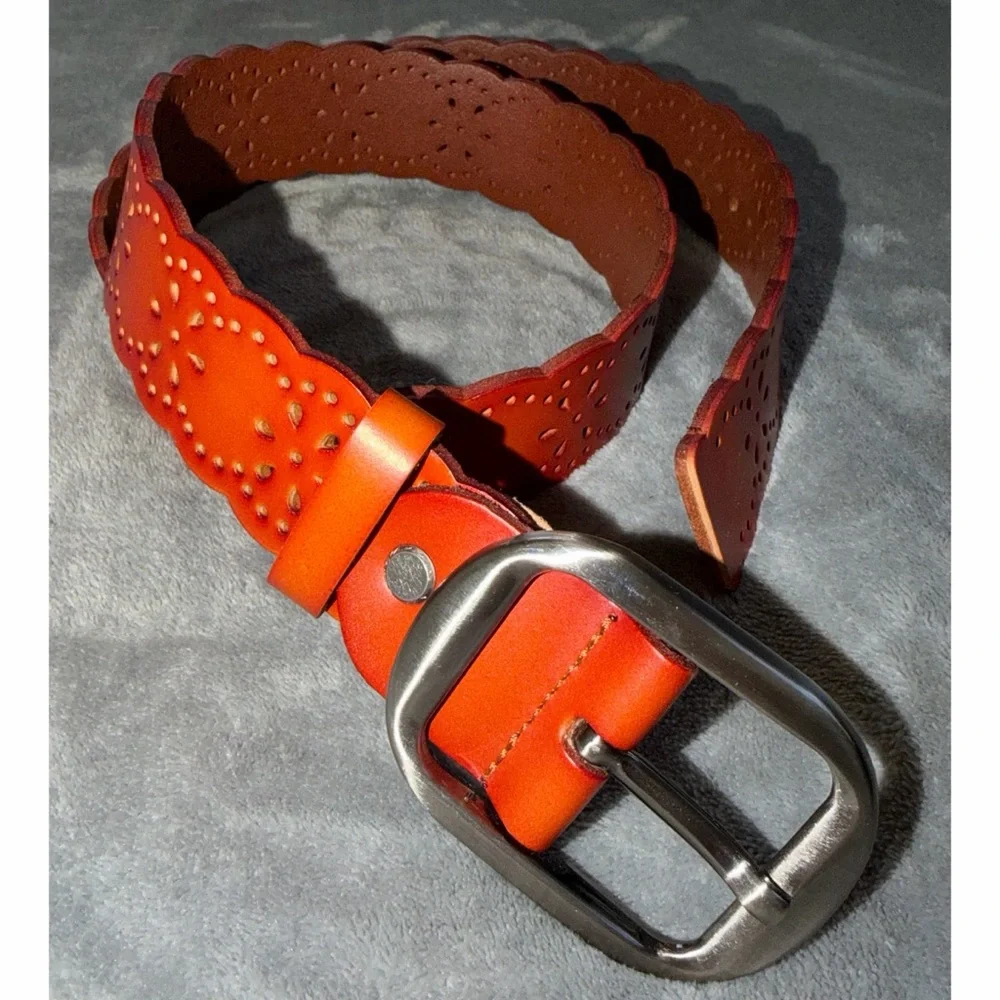 🧡 Elegant Perforated Western Belt