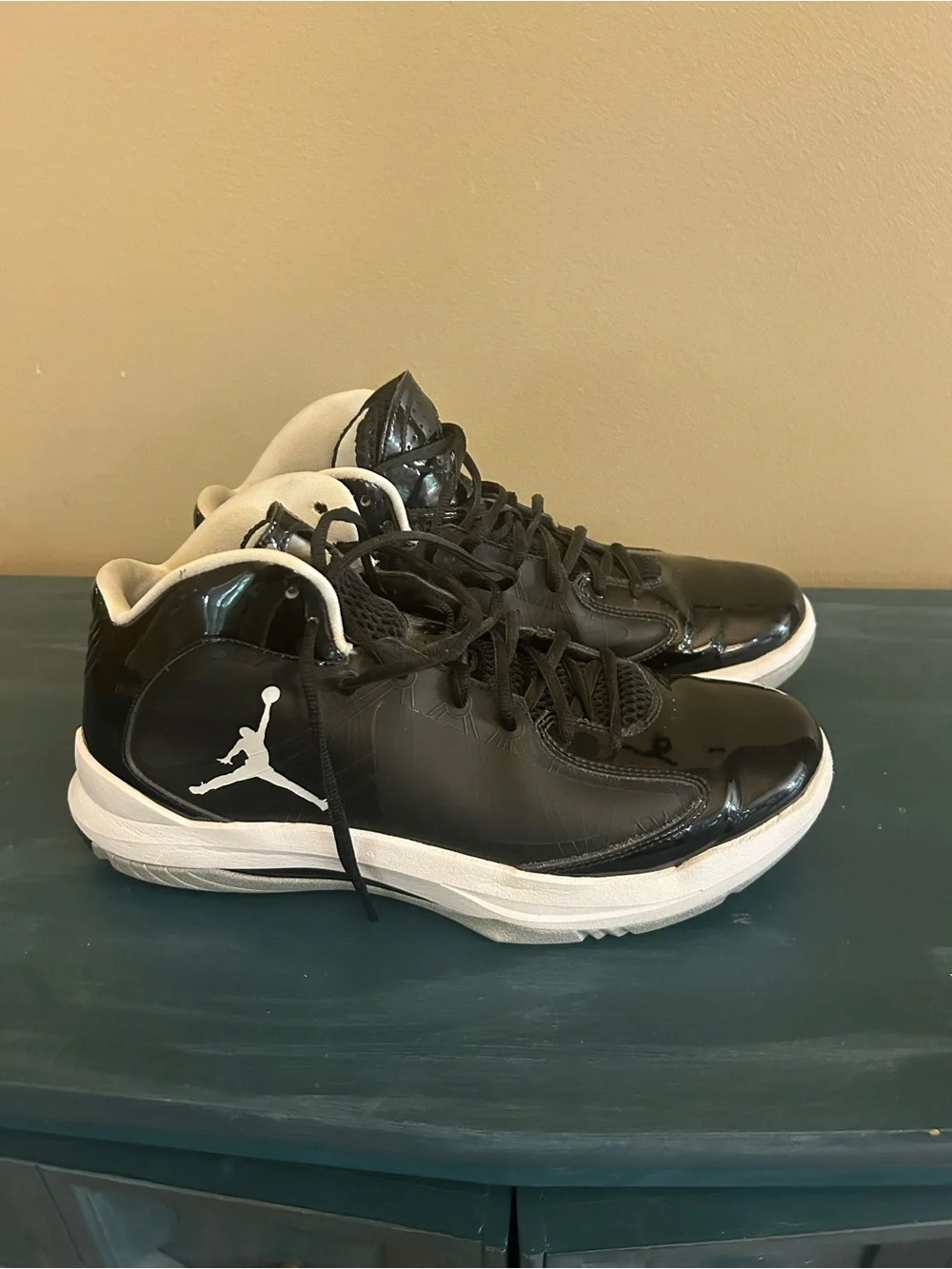 2012 Air Jordan Aero Flight 'Black White'