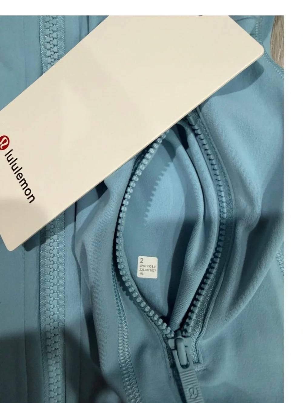 lululemon Women’s Define Jacket Nulu in Seaform  — Size 2
