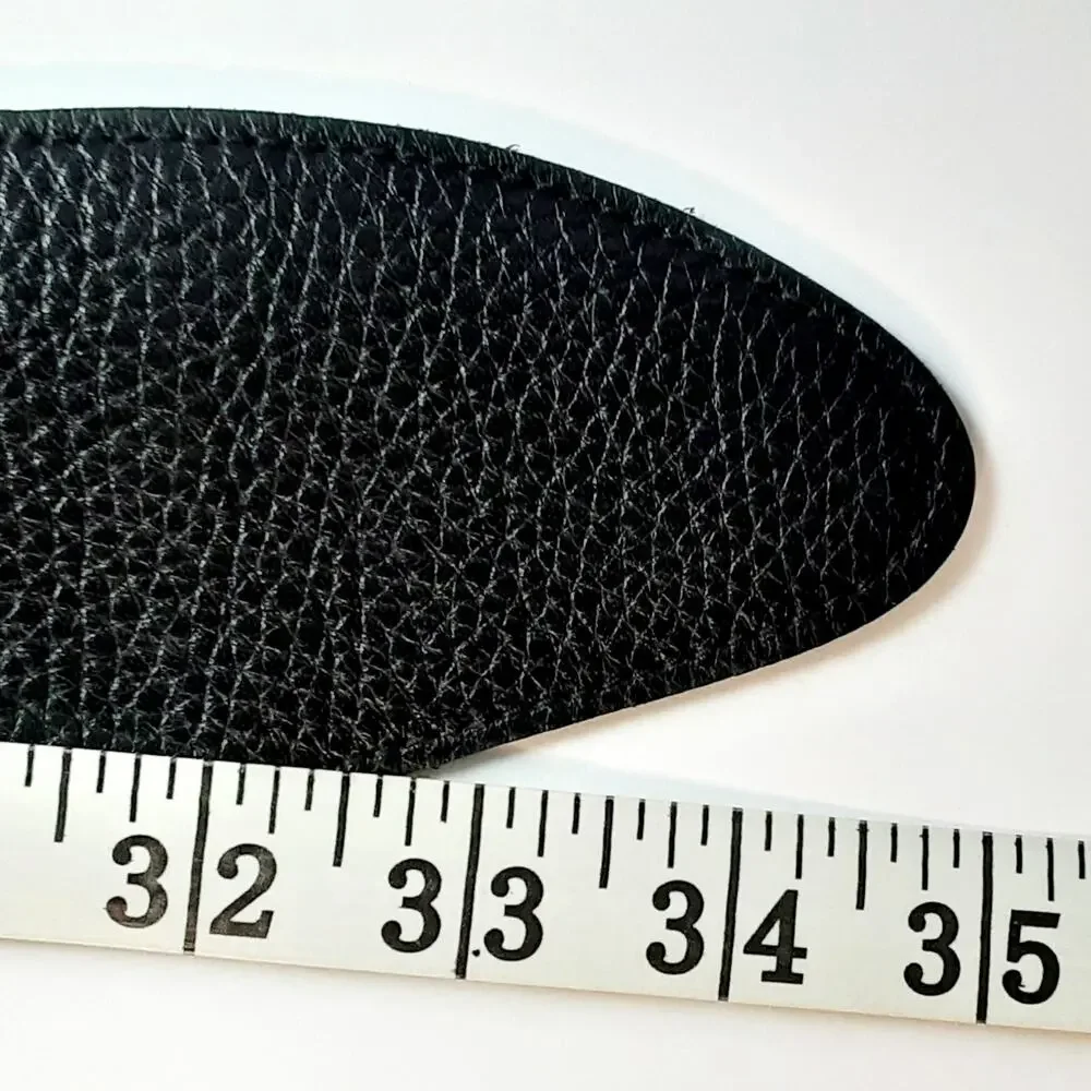 Express compagnie grained wearable
