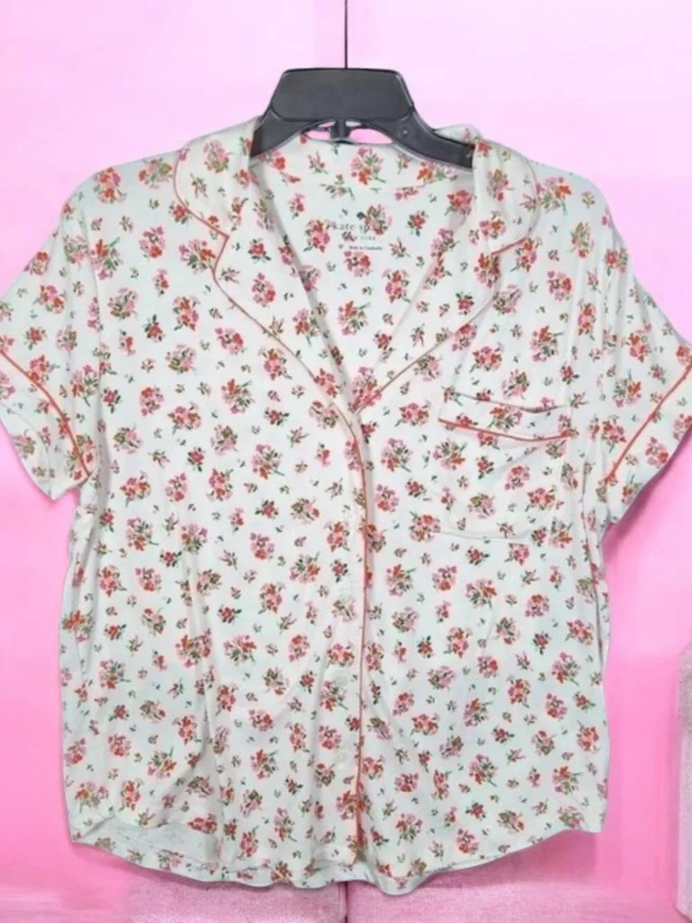 NWT - KATE SPADE - WHITE WITH FLOWERS PAJAMA SHORTS SET - Size M